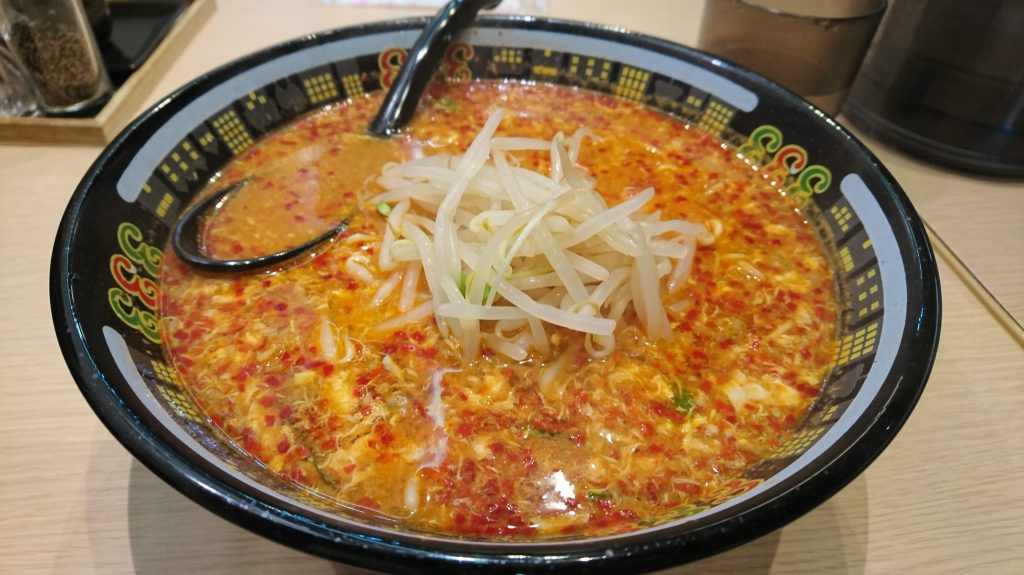 トマトラーメンと辛めん 三味