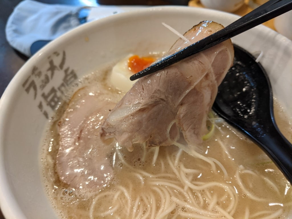 ラーメン海鳴